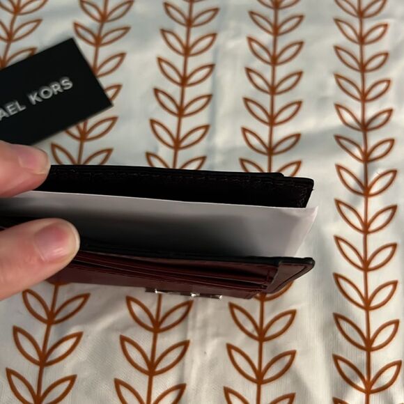 Michael Kors NWT Cooper Slim Wallet Dark Cherry with Silver Logo MSRP $88 - Picture 3 of 4